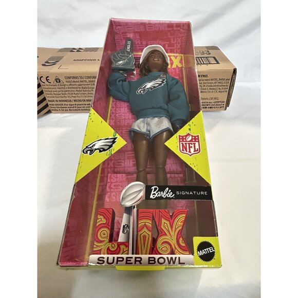 2025 Signature Barbie Super Bowl LIX Champions Philadelphia Eagles NFL Doll NIB - Picture 2 of 10